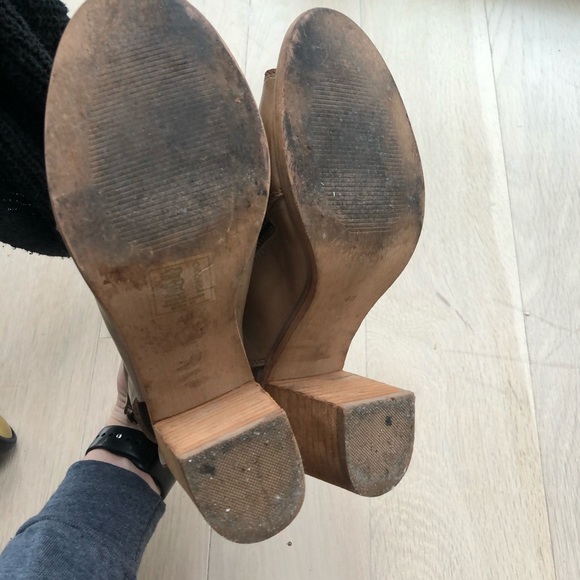 Akira Nude Open Toe Booties with Zippers - Picture 7 of 10